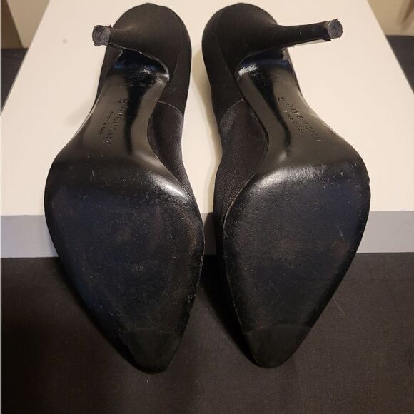 Givenchy Paris Black Peau de Soie Pumps Sz. 6.5 US/37 EU Ret$1175 Made in Italy - Picture 7 of 16